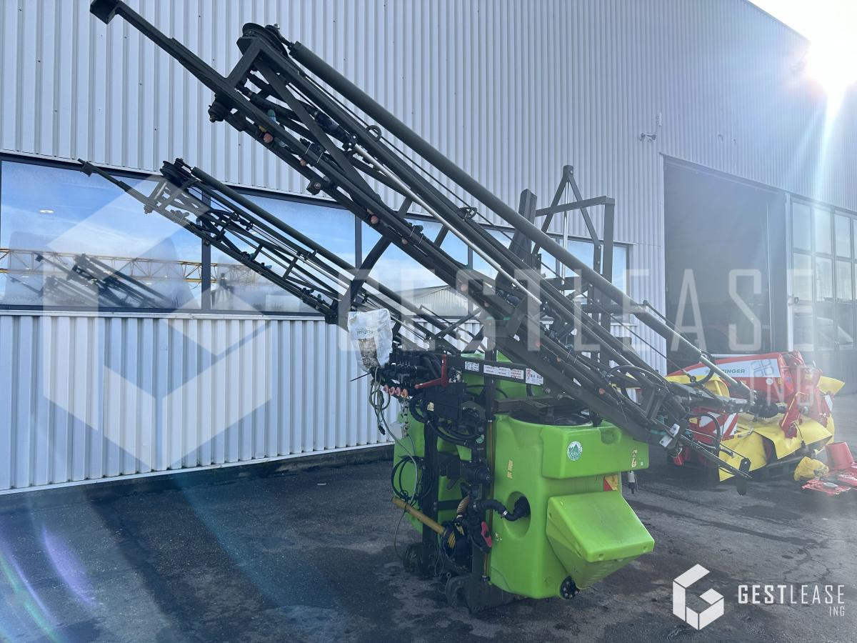 Tecnoma 16M 1000L - מרסס מותקן על טרקטור: תמונה 1 Tecnoma 16M 1000L - מרסס מותקן על טרקטור: תמונה 1