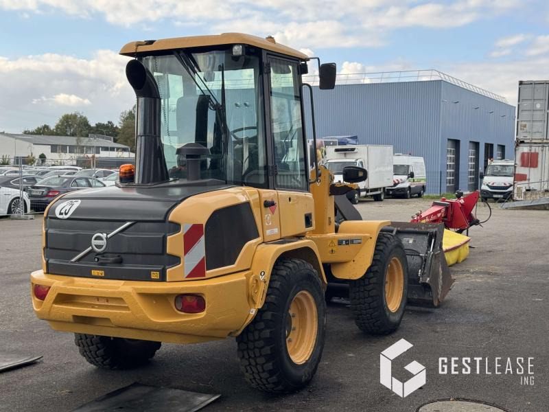 Volvo L30G - מעמיס גלגלים: תמונה 3 Volvo L30G - מעמיס גלגלים: תמונה 3