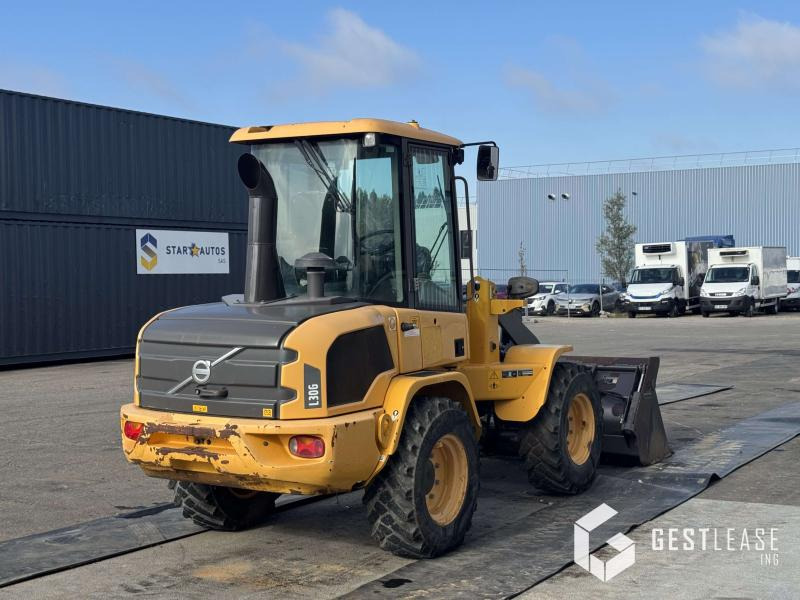 Volvo L30G - מעמיס גלגלים: תמונה 3 Volvo L30G - מעמיס גלגלים: תמונה 3