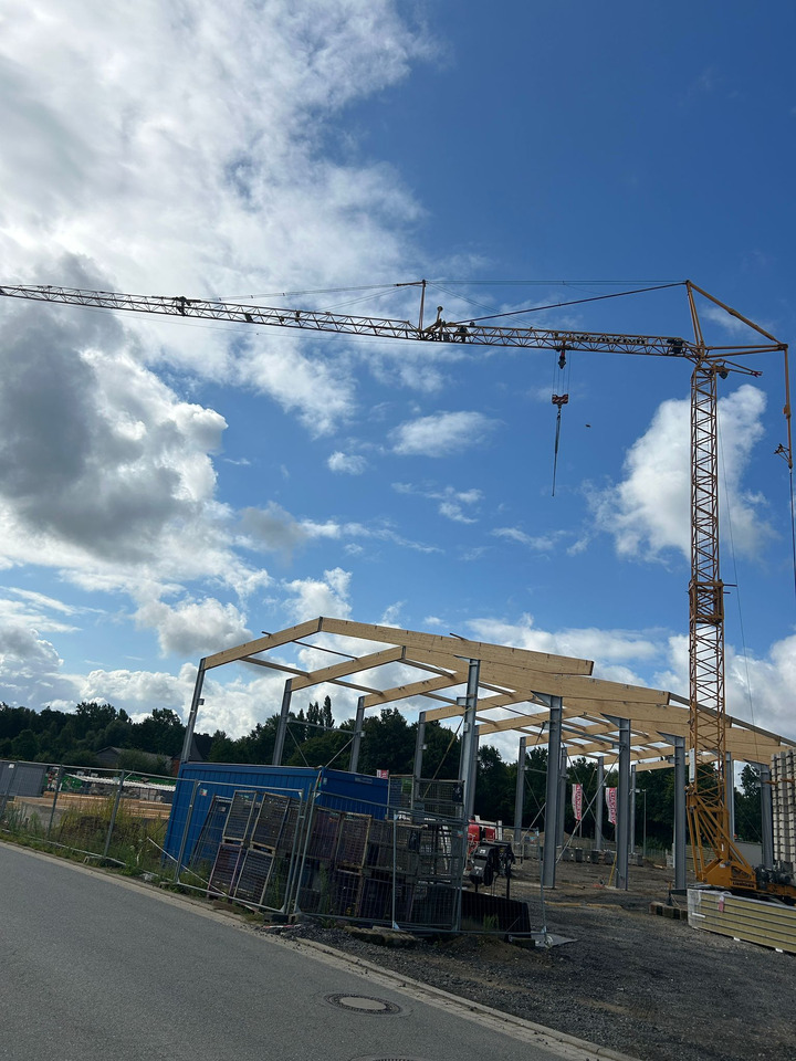 LIEBHERR 42K.1 - עגורן מגדל: תמונה 1 LIEBHERR 42K.1 - עגורן מגדל: תמונה 1