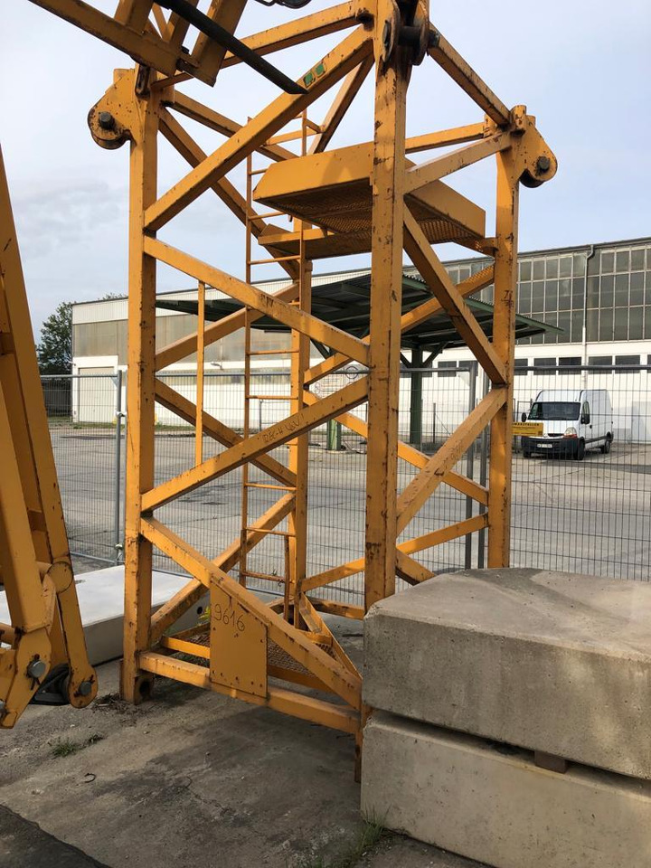 Liebherr 112EC-H Litronic - עגורן מגדל: תמונה 2 Liebherr 112EC-H Litronic - עגורן מגדל: תמונה 2