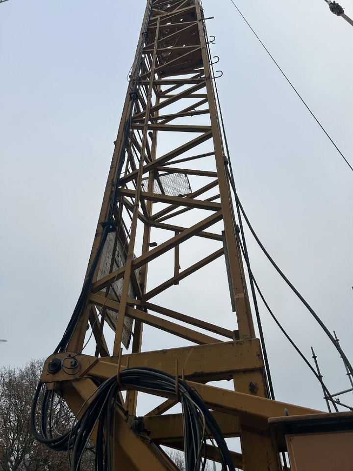 Liebherr 71k Baukran Turmdrehkran 71 K / Baujahr 2003 gebraucht - עגורן מגדל: תמונה 3 Liebherr 71k Baukran Turmdrehkran 71 K / Baujahr 2003 gebraucht - עגורן מגדל: תמונה 3