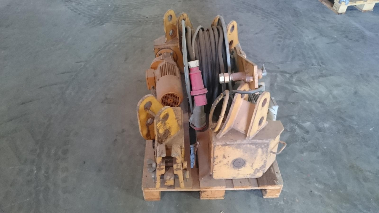 Liebherr Schienenfahrewerk Schienenfahrwerk für 34K, 35K - מסגרת/ שלדה עבור מכונת בנייה: תמונה 2 Liebherr Schienenfahrewerk Schienenfahrwerk für 34K, 35K - מסגרת/ שלדה עבור מכונת בנייה: תמונה 2