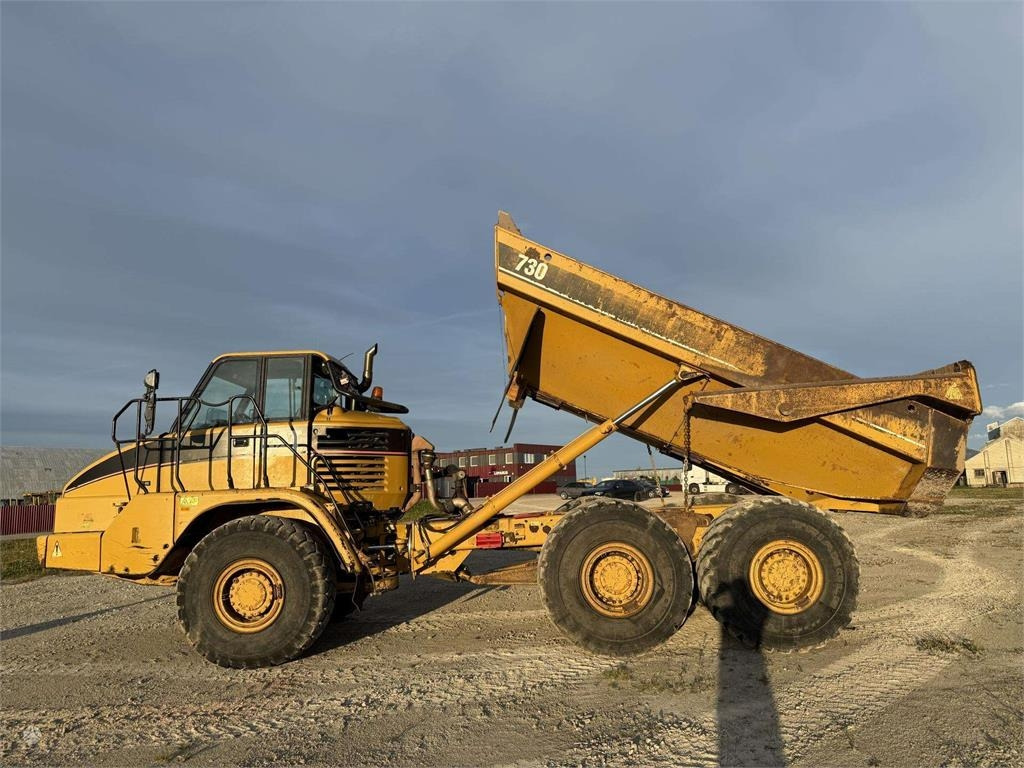 CAT 730 - מסיר פסולת מפרקי: תמונה 2 CAT 730 - מסיר פסולת מפרקי: תמונה 2