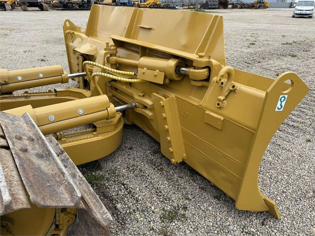 דחפור CAT D4H LGP: תמונה 12