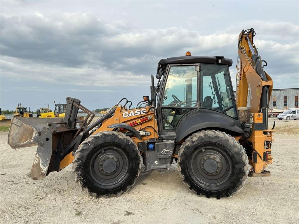 Case 695 ST - מחפרון: תמונה 4 Case 695 ST - מחפרון: תמונה 4