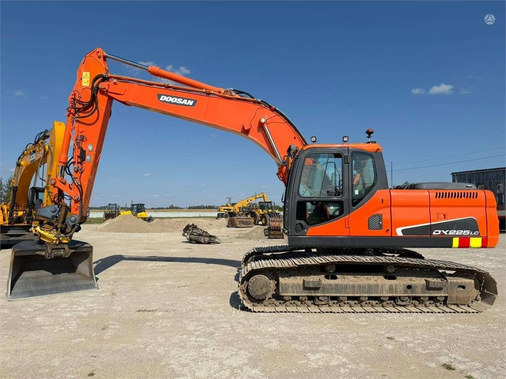 Doosan DX 225 LC ENGCON ROTOTILT TOP - מחפר סורק: תמונה 2 Doosan DX 225 LC ENGCON ROTOTILT TOP - מחפר סורק: תמונה 2