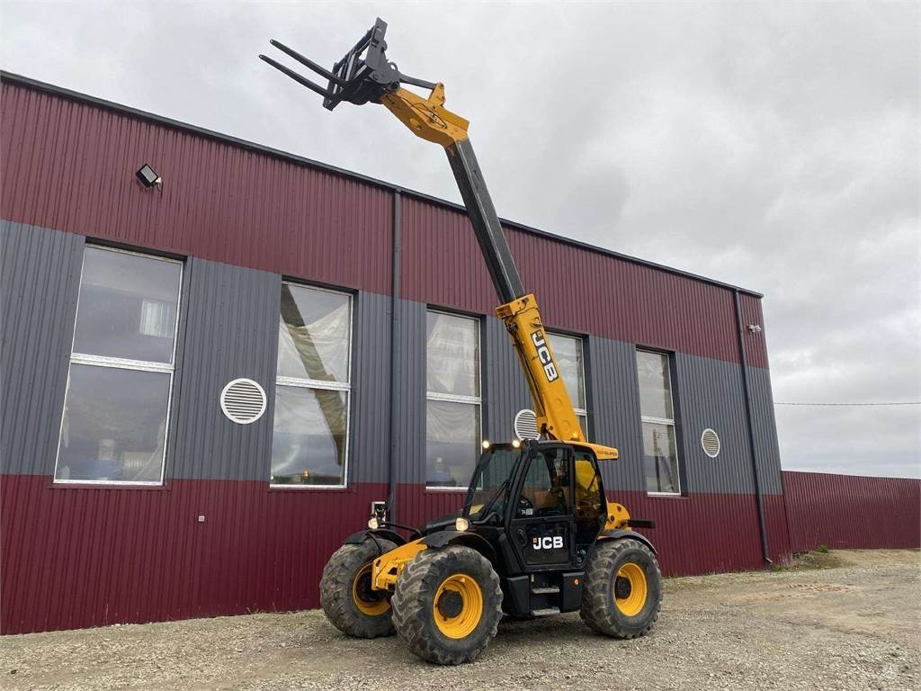 JCB 541-70 AgriSuper , 40 km/h - מפעיל טלסקופי: תמונה 3 JCB 541-70 AgriSuper , 40 km/h - מפעיל טלסקופי: תמונה 3