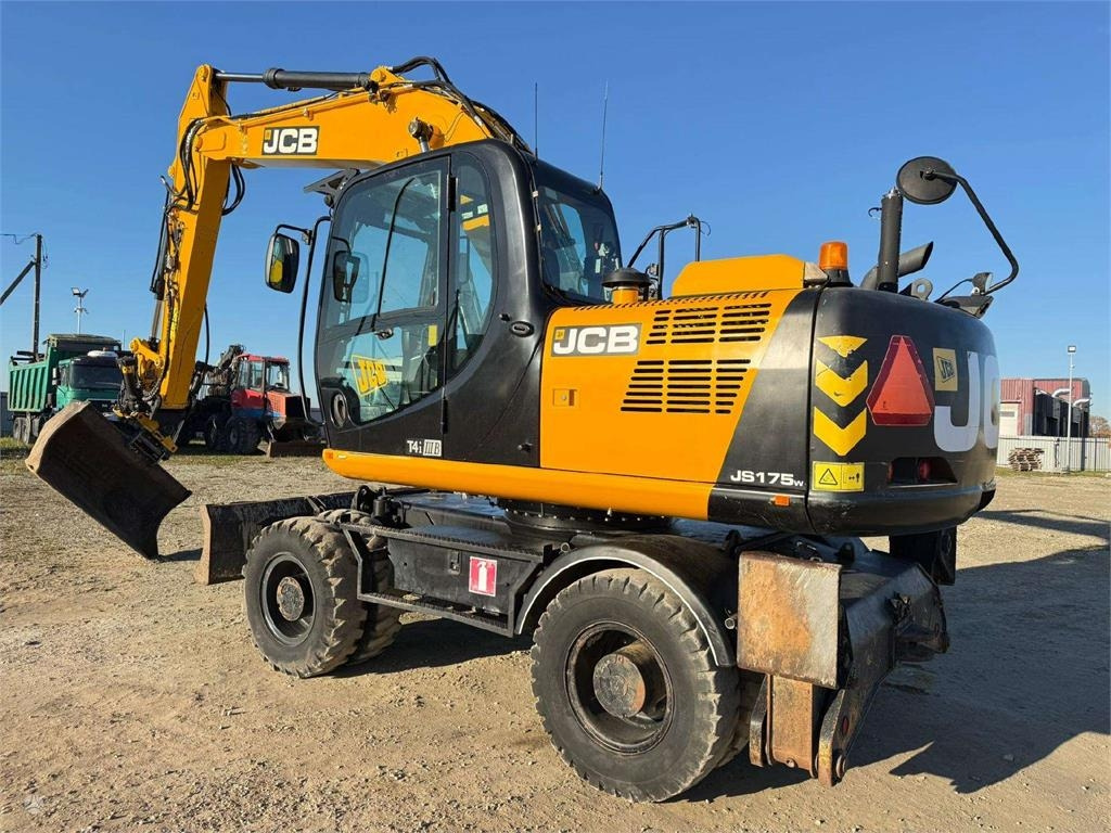 JCB JS 175 W T4i ENGCON + GRAPPLE - מחפר גלגלים: תמונה 3 JCB JS 175 W T4i ENGCON + GRAPPLE - מחפר גלגלים: תמונה 3