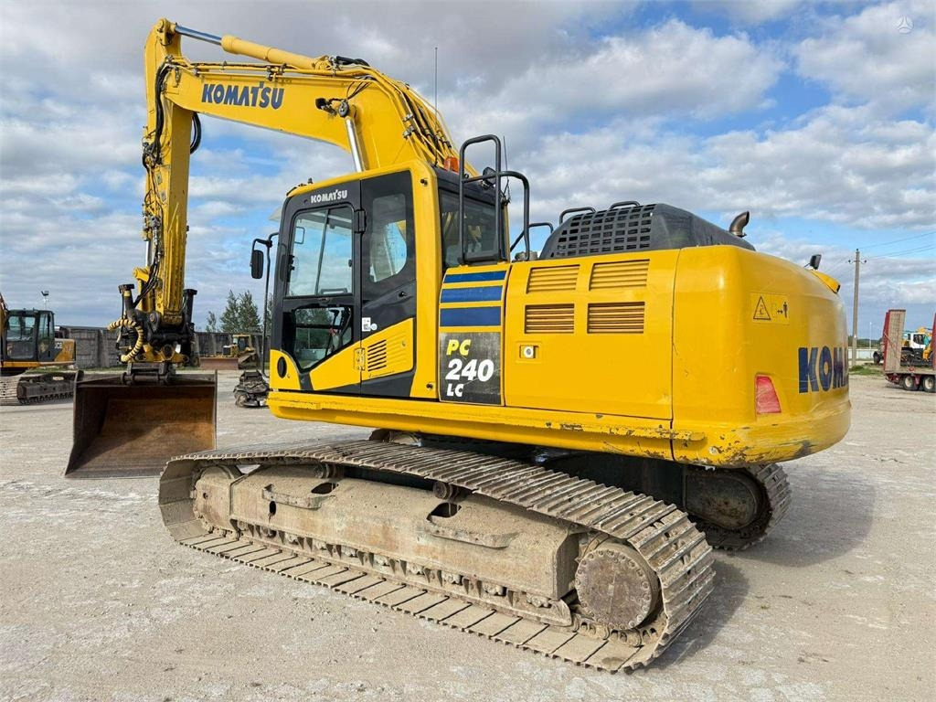 Komatsu PC 240 LC-10 ENGCON ROTOTILT - מחפר סורק: תמונה 3 Komatsu PC 240 LC-10 ENGCON ROTOTILT - מחפר סורק: תמונה 3