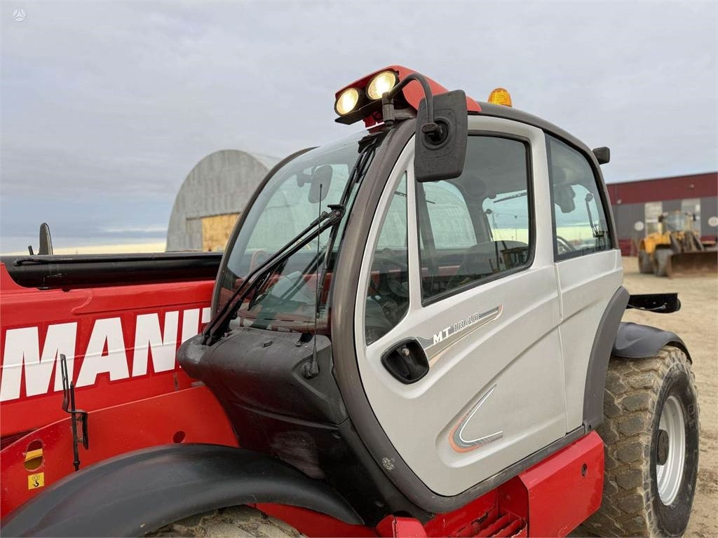 הַחכָּרָה Manitou MT 1840 bucket + forks Manitou MT 1840 bucket + forks: תמונה 14 הַחכָּרָה Manitou MT 1840 bucket + forks Manitou MT 1840 bucket + forks: תמונה 14