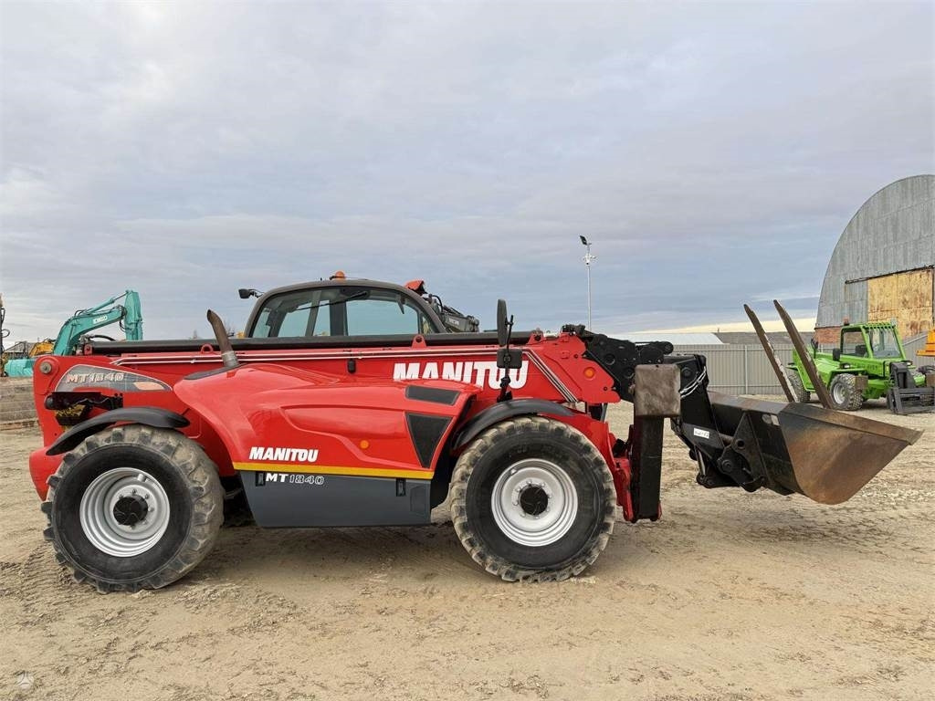 הַחכָּרָה Manitou MT 1840 bucket + forks Manitou MT 1840 bucket + forks: תמונה 7 הַחכָּרָה Manitou MT 1840 bucket + forks Manitou MT 1840 bucket + forks: תמונה 7