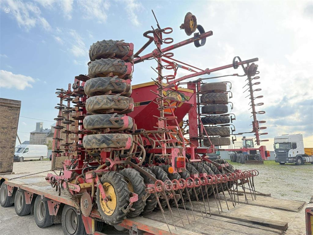 Vaderstad Rapid 600 F - מקדחת זרעים: תמונה 3 Vaderstad Rapid 600 F - מקדחת זרעים: תמונה 3