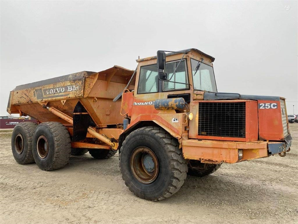 מסיר פסולת מפרקי Volvo A25C , Nr.1: תמונה 7