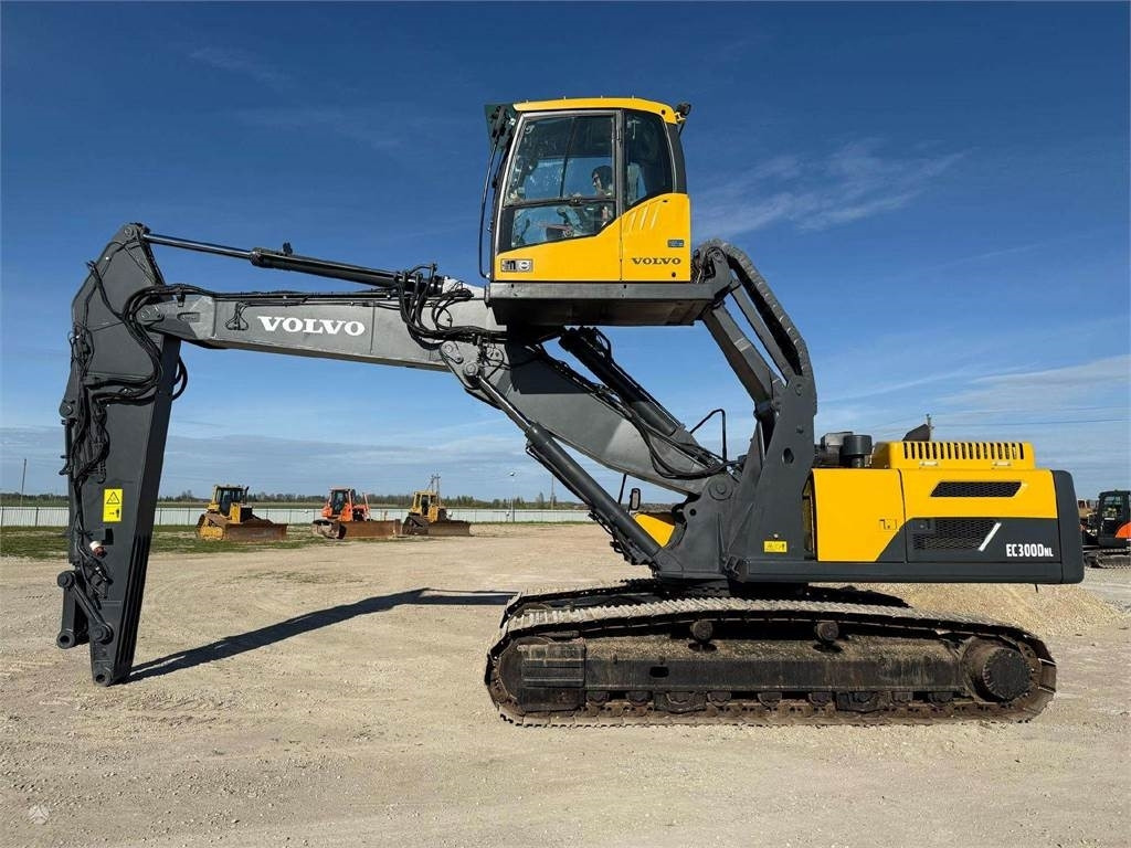 Volvo EC 300 DNL Cabin Lift - מחפר סורק: תמונה 2 Volvo EC 300 DNL Cabin Lift - מחפר סורק: תמונה 2