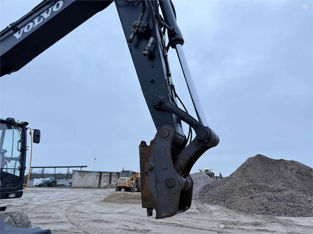 הַחכָּרָה Volvo EW 180 C Volvo EW 180 C: תמונה 9 הַחכָּרָה Volvo EW 180 C Volvo EW 180 C: תמונה 9