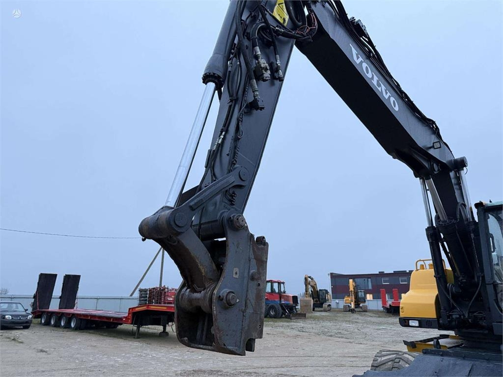 הַחכָּרָה Volvo EW 180 C Volvo EW 180 C: תמונה 8 הַחכָּרָה Volvo EW 180 C Volvo EW 180 C: תמונה 8