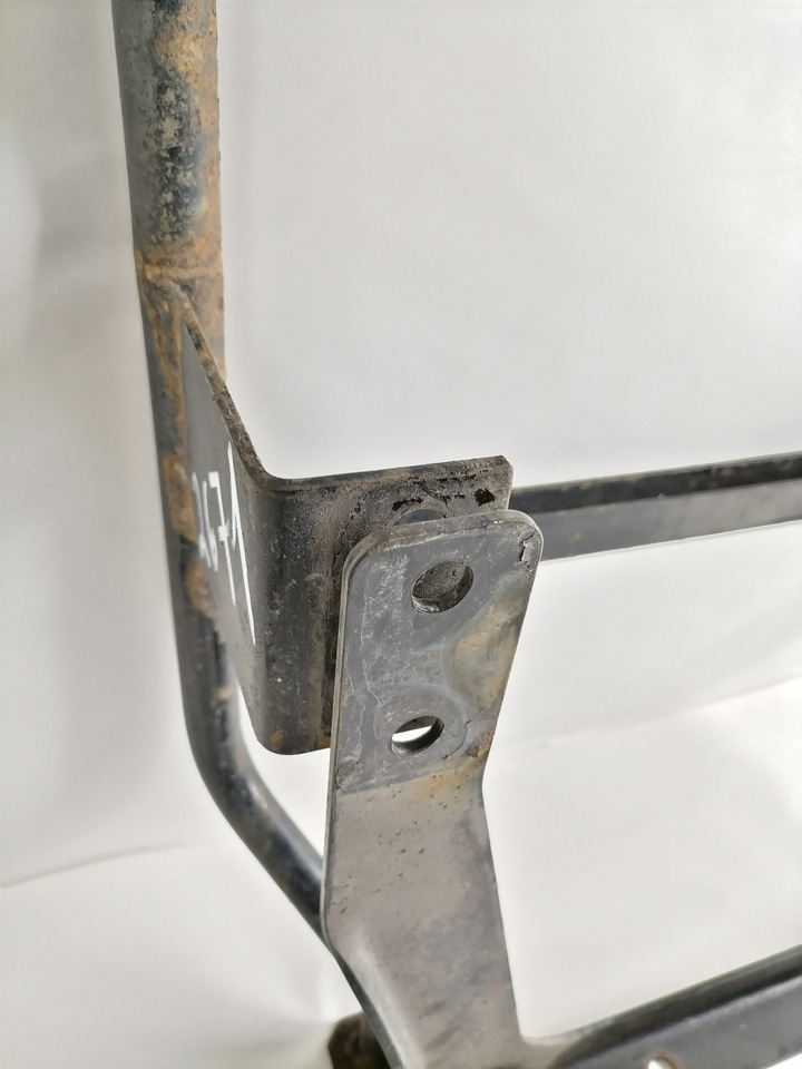 DAF Akukasti alune astmelaud 1689813 - צעד עבור משאית: תמונה 3 DAF Akukasti alune astmelaud 1689813 - צעד עבור משאית: תמונה 3
