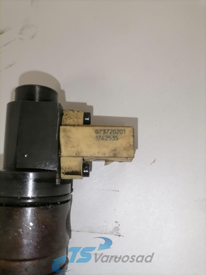 DAF Injector 1742535 - משאבת דלק עבור משאית: תמונה 2 DAF Injector 1742535 - משאבת דלק עבור משאית: תמונה 2