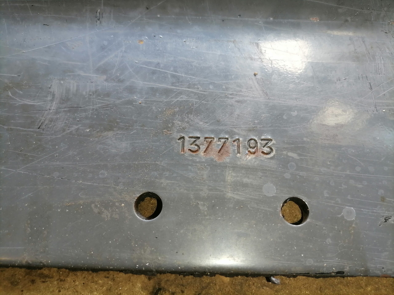 DAF Saddle plate 1377193 - מצמד גלגל חמישי עבור משאית: תמונה 4 DAF Saddle plate 1377193 - מצמד גלגל חמישי עבור משאית: תמונה 4