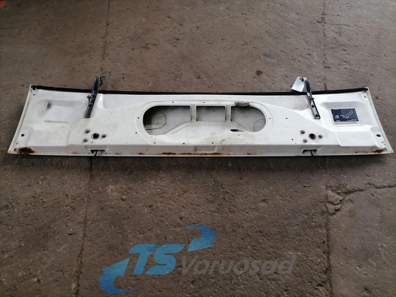 Grille panel 8191220 - גריל עבור משאית: תמונה 3 Grille panel 8191220 - גריל עבור משאית: תמונה 3