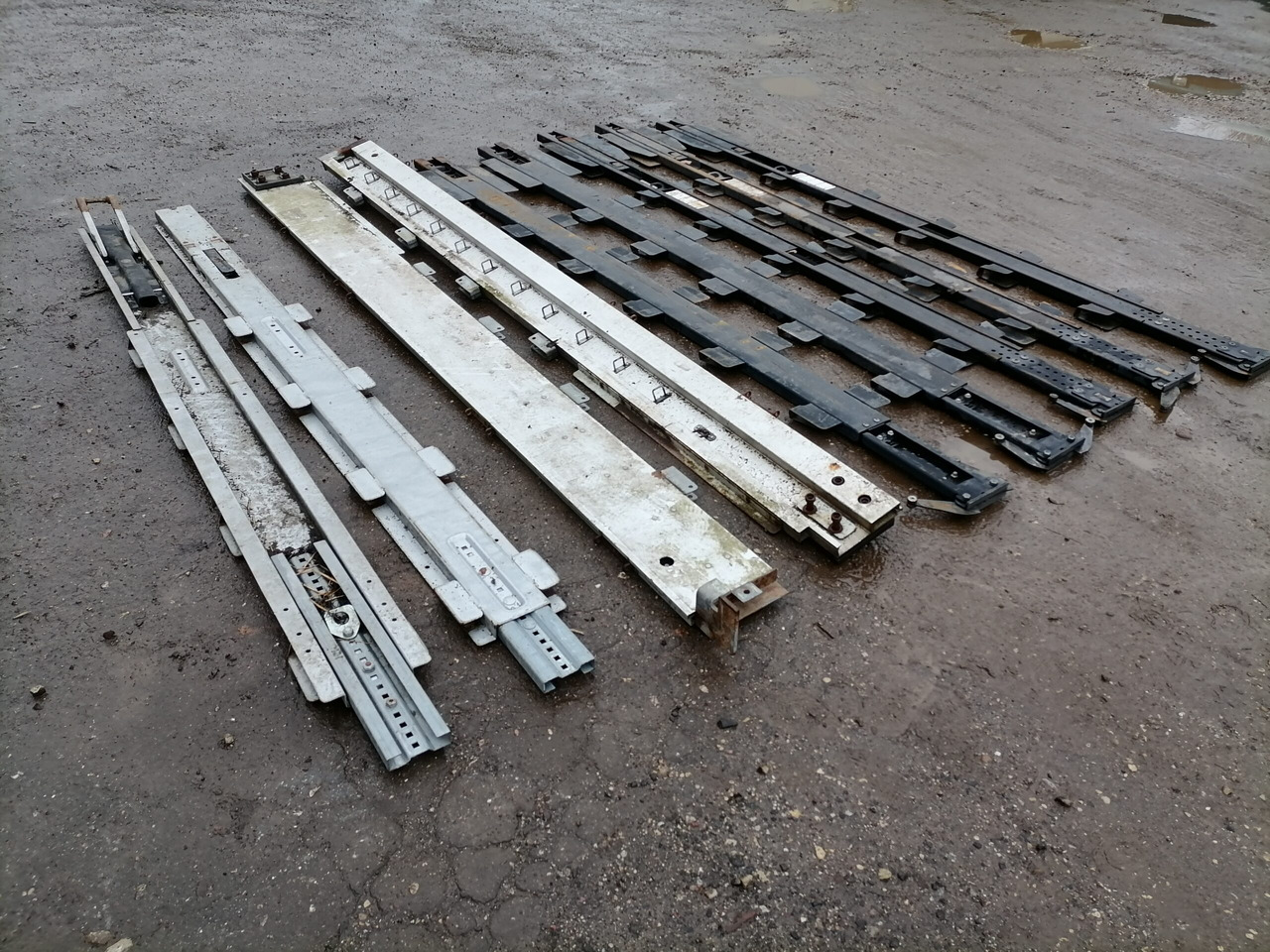 KRONE Haagise tugipostid 515068374 - חלק אוניברסלי עבור משאית: תמונה 5 KRONE Haagise tugipostid 515068374 - חלק אוניברסלי עבור משאית: תמונה 5