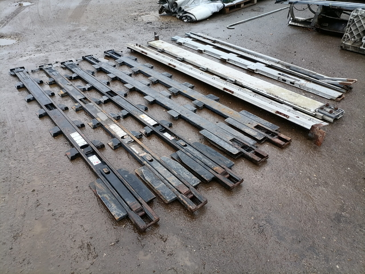 KRONE Haagise tugipostid 515068374 - חלק אוניברסלי עבור משאית: תמונה 3 KRONE Haagise tugipostid 515068374 - חלק אוניברסלי עבור משאית: תמונה 3