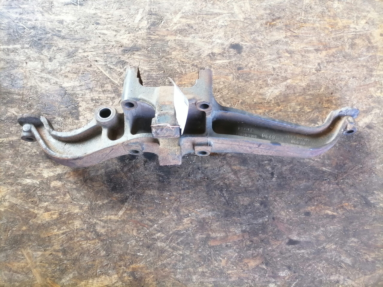 MAN Air suspension bracket 81436303169 - סרן וחלקים עבור משאית: תמונה 4 MAN Air suspension bracket 81436303169 - סרן וחלקים עבור משאית: תמונה 4