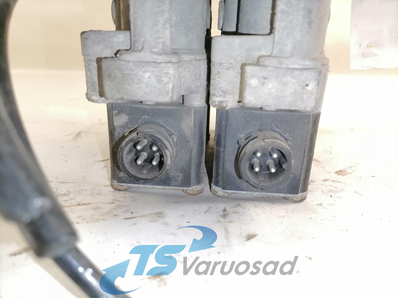 MAN Air suspension control valve, ECAS 4729051110 - שסתום בלמים עבור משאית: תמונה 3 MAN Air suspension control valve, ECAS 4729051110 - שסתום בלמים עבור משאית: תמונה 3