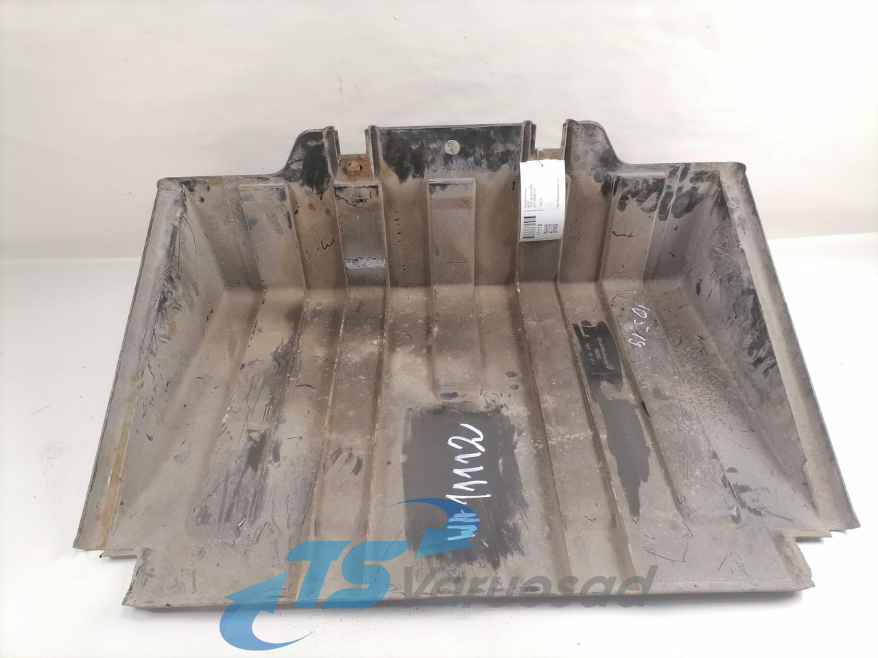 MAN Battery cover 81418600139 - מצבר עבור משאית: תמונה 3 MAN Battery cover 81418600139 - מצבר עבור משאית: תמונה 3