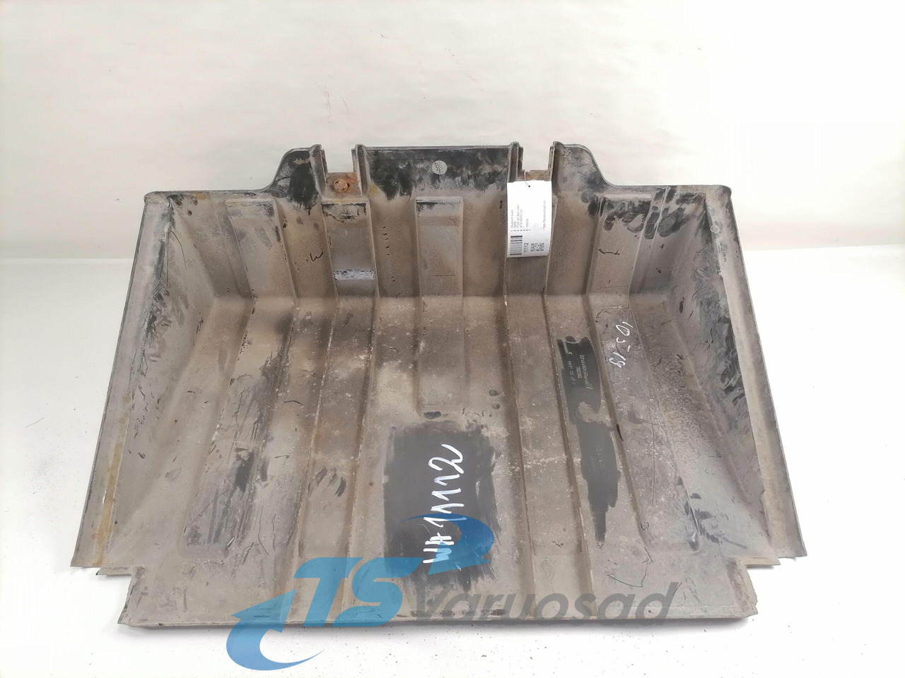 MAN Battery cover 81418600139 - מצבר עבור משאית: תמונה 5 MAN Battery cover 81418600139 - מצבר עבור משאית: תמונה 5