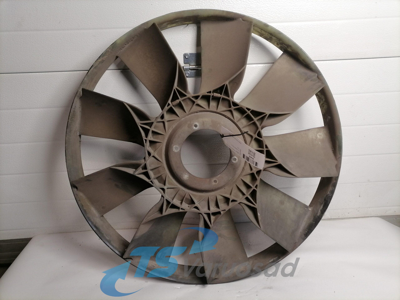 MAN Cooling fan 51066010279 - מאוורר עבור משאית: תמונה 2 MAN Cooling fan 51066010279 - מאוורר עבור משאית: תמונה 2