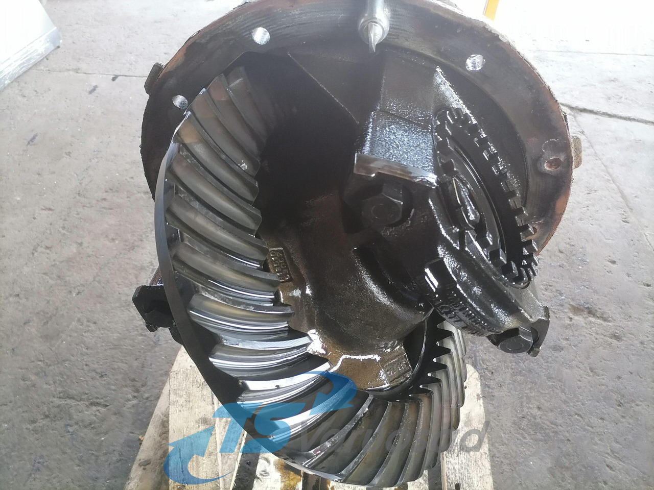 MAN Final drive 81353013108 - הנעה סופית עבור משאית: תמונה 1 MAN Final drive 81353013108 - הנעה סופית עבור משאית: תמונה 1