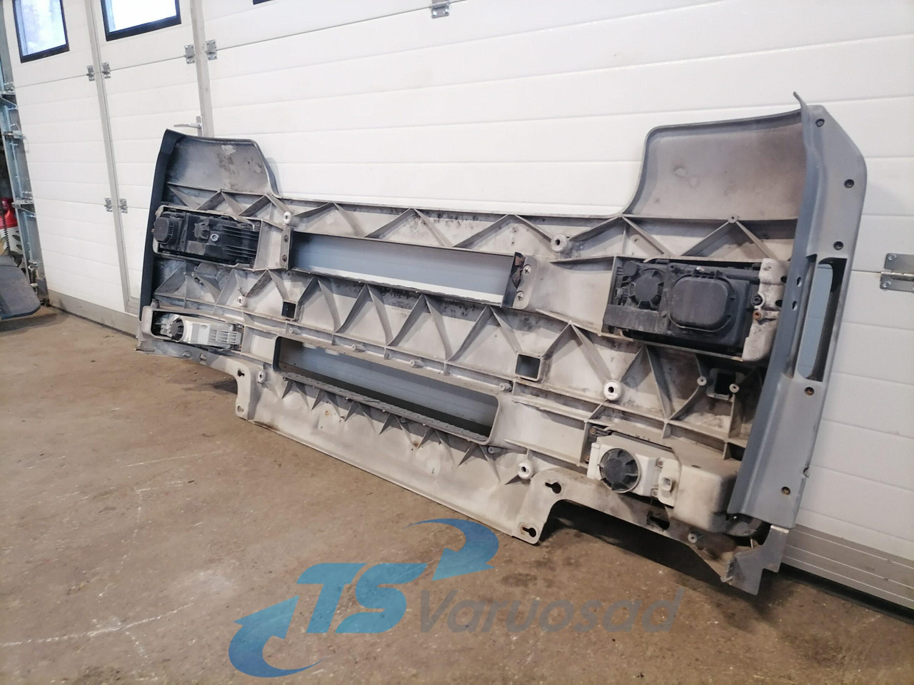 גריל עבור משאית MAN Grille panel 81416100306: תמונה 7