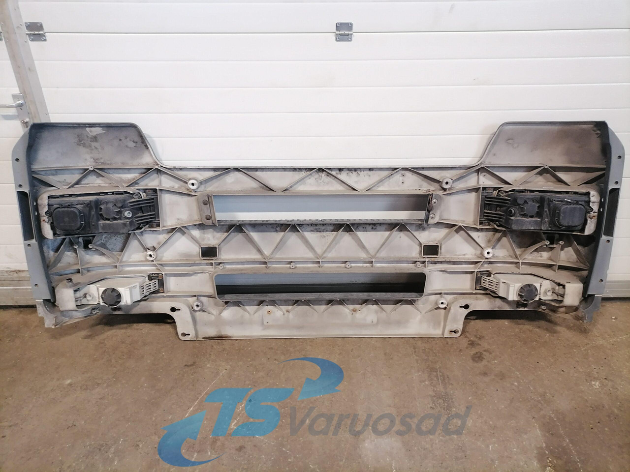 MAN Grille panel 81416100306 - גריל עבור משאית: תמונה 5 MAN Grille panel 81416100306 - גריל עבור משאית: תמונה 5