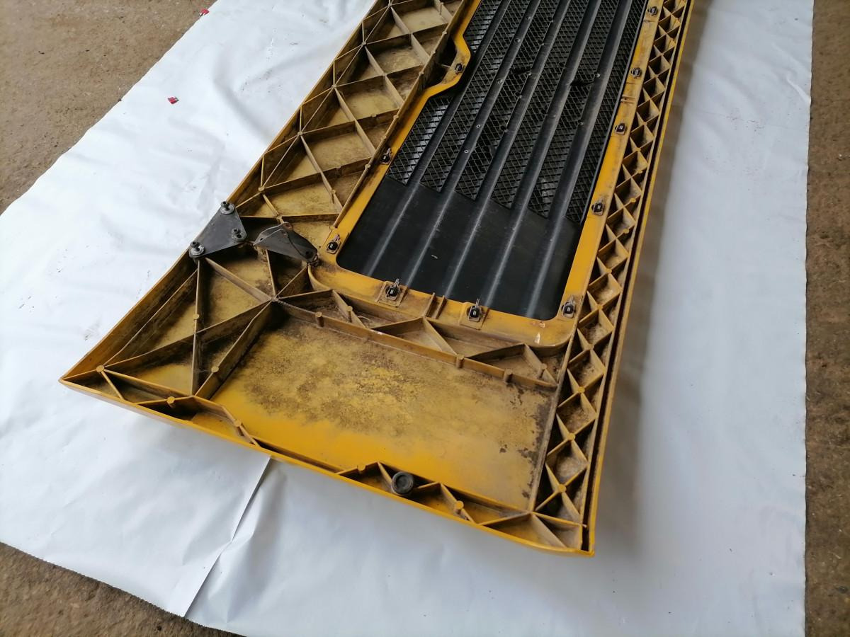 MAN Grille panel 81611100042 - גריל עבור משאית: תמונה 3 MAN Grille panel 81611100042 - גריל עבור משאית: תמונה 3