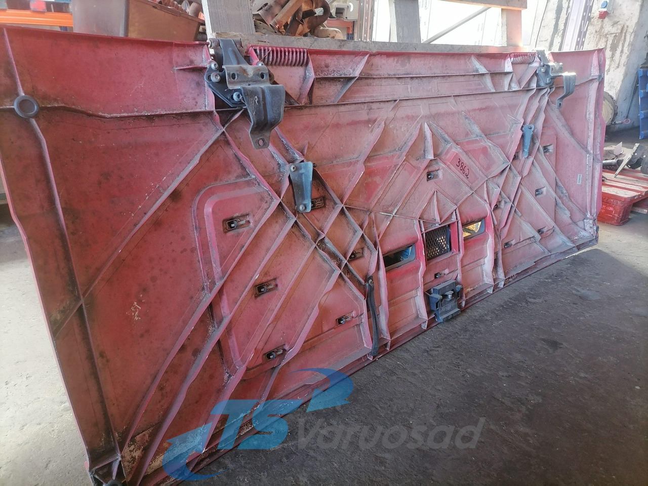 MAN Grille panel 81611100053 - גריל עבור משאית: תמונה 3 MAN Grille panel 81611100053 - גריל עבור משאית: תמונה 3