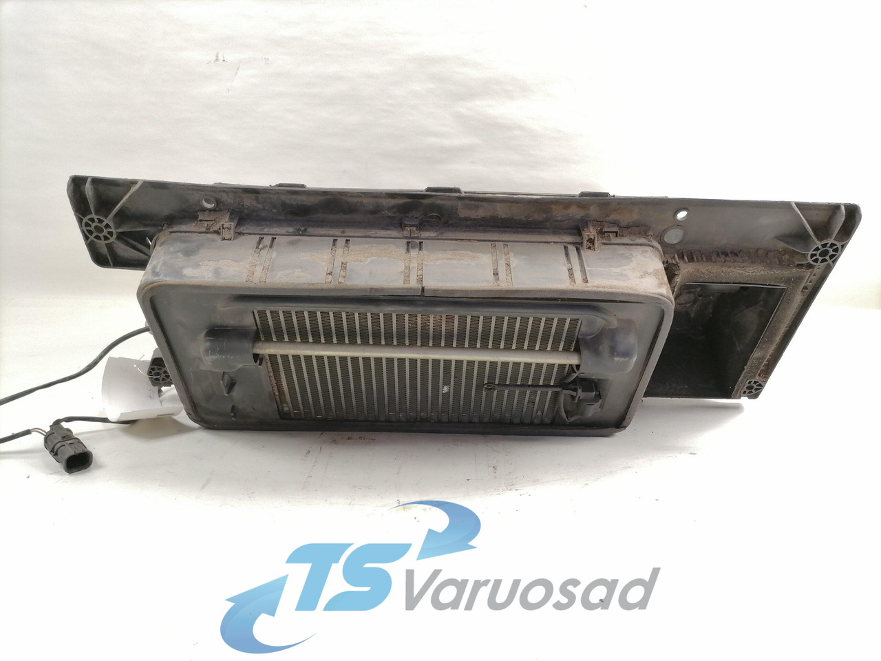 MAN Heating unit 81619020091 - חלק אוניברסלי עבור משאית: תמונה 4 MAN Heating unit 81619020091 - חלק אוניברסלי עבור משאית: תמונה 4