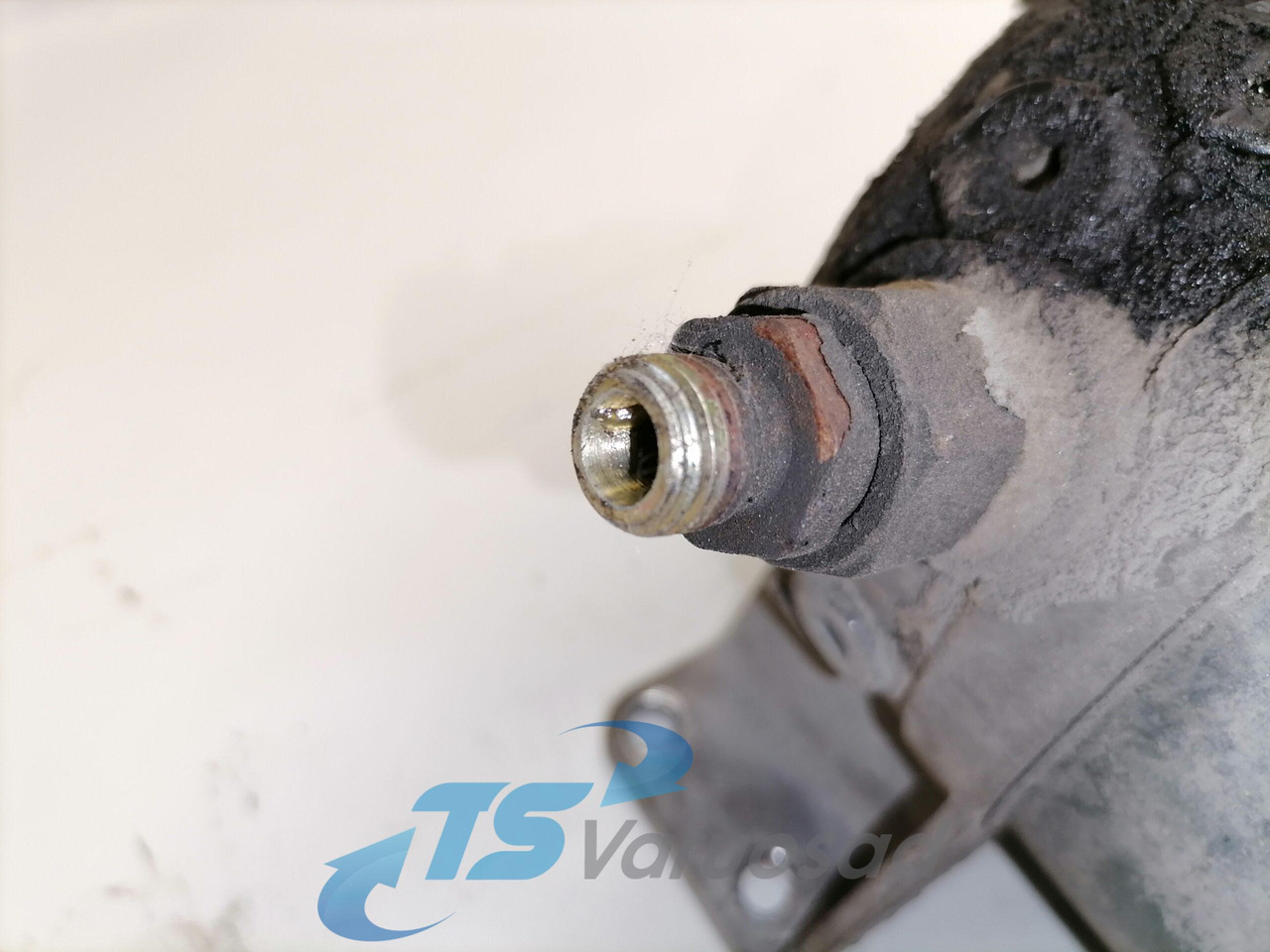 MAN Keskmäärde pump 81491016066 - חלק אוניברסלי עבור משאית: תמונה 5 MAN Keskmäärde pump 81491016066 - חלק אוניברסלי עבור משאית: תמונה 5