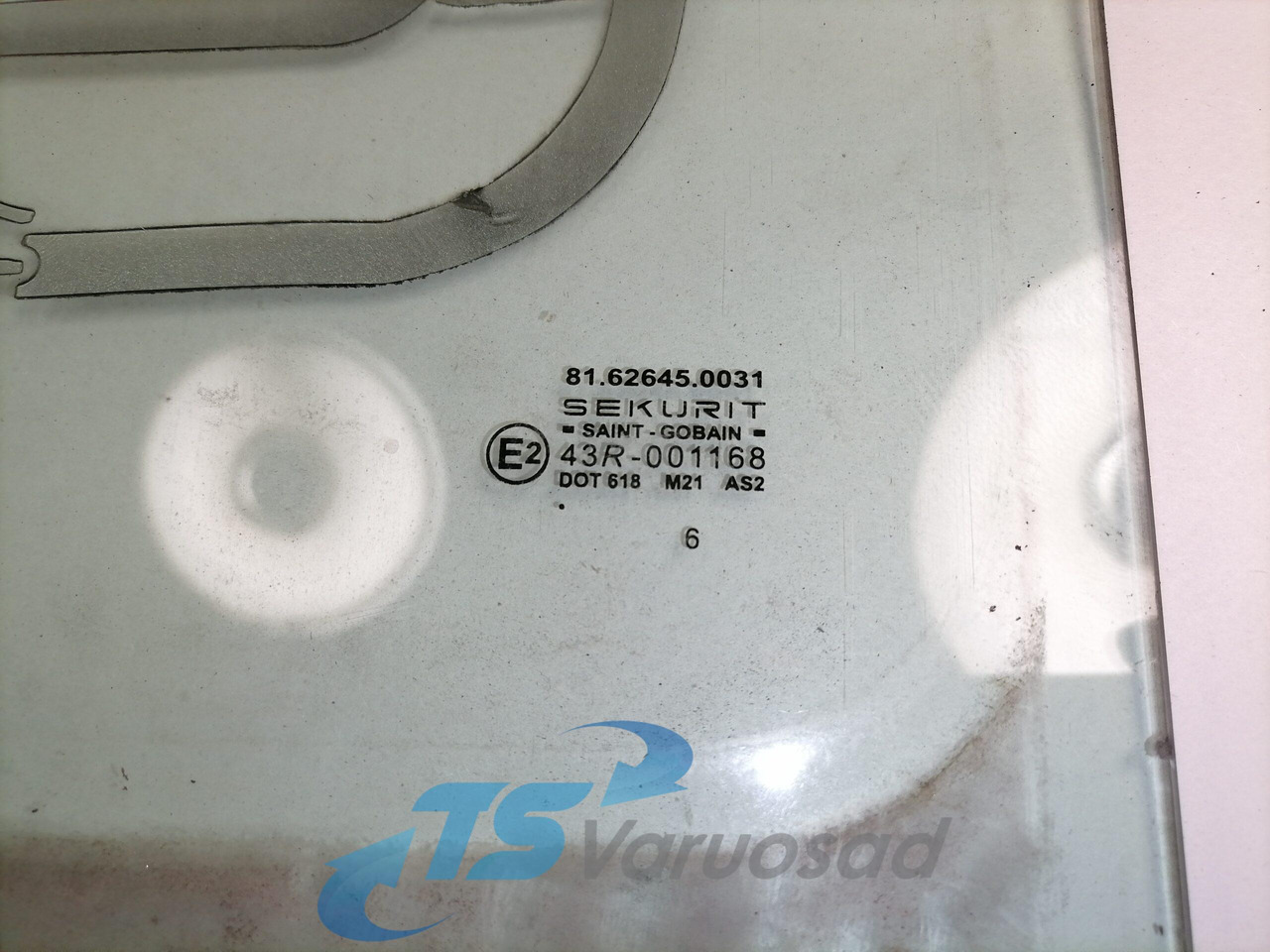 MAN Küljeklaas, vasak 81626450039 - חלון וחלקים עבור משאית: תמונה 3 MAN Küljeklaas, vasak 81626450039 - חלון וחלקים עבור משאית: תמונה 3