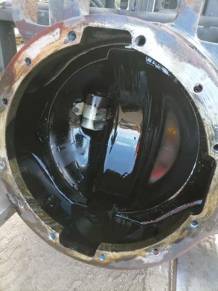 MAN Rear axel housing 81354015434 - סרן וחלקים עבור משאית: תמונה 2 MAN Rear axel housing 81354015434 - סרן וחלקים עבור משאית: תמונה 2