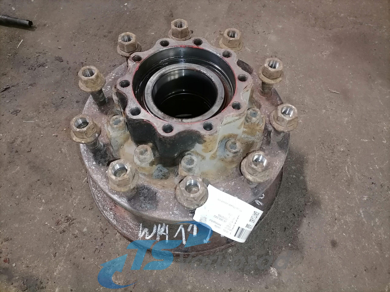 MAN Rear axel hub 81357010155 - רכזת גלגלים עבור משאית: תמונה 1 MAN Rear axel hub 81357010155 - רכזת גלגלים עבור משאית: תמונה 1
