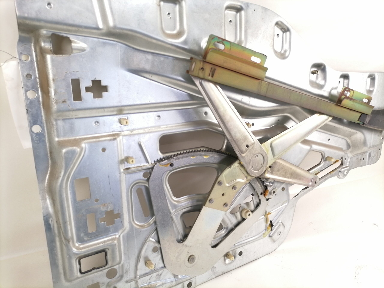 MAN Side window lifting mechanism 81626456034 - חלון וחלקים עבור משאית: תמונה 3 MAN Side window lifting mechanism 81626456034 - חלון וחלקים עבור משאית: תמונה 3