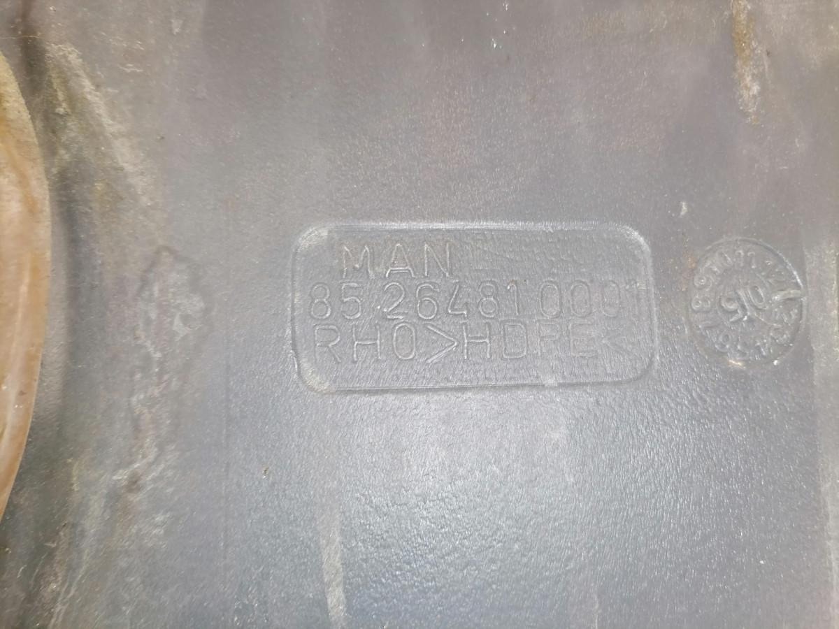MAN Windscreen washer fluid tank 85264810001 - מגב עבור משאית: תמונה 5 MAN Windscreen washer fluid tank 85264810001 - מגב עבור משאית: תמונה 5
