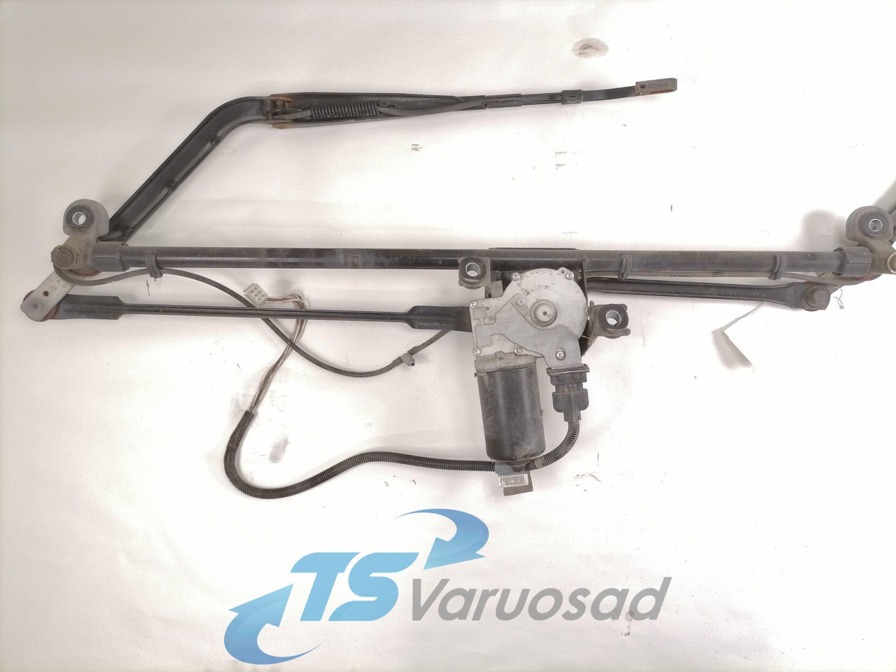 MAN Wiper frame 81264116113 - מגב עבור משאית: תמונה 4 MAN Wiper frame 81264116113 - מגב עבור משאית: תמונה 4
