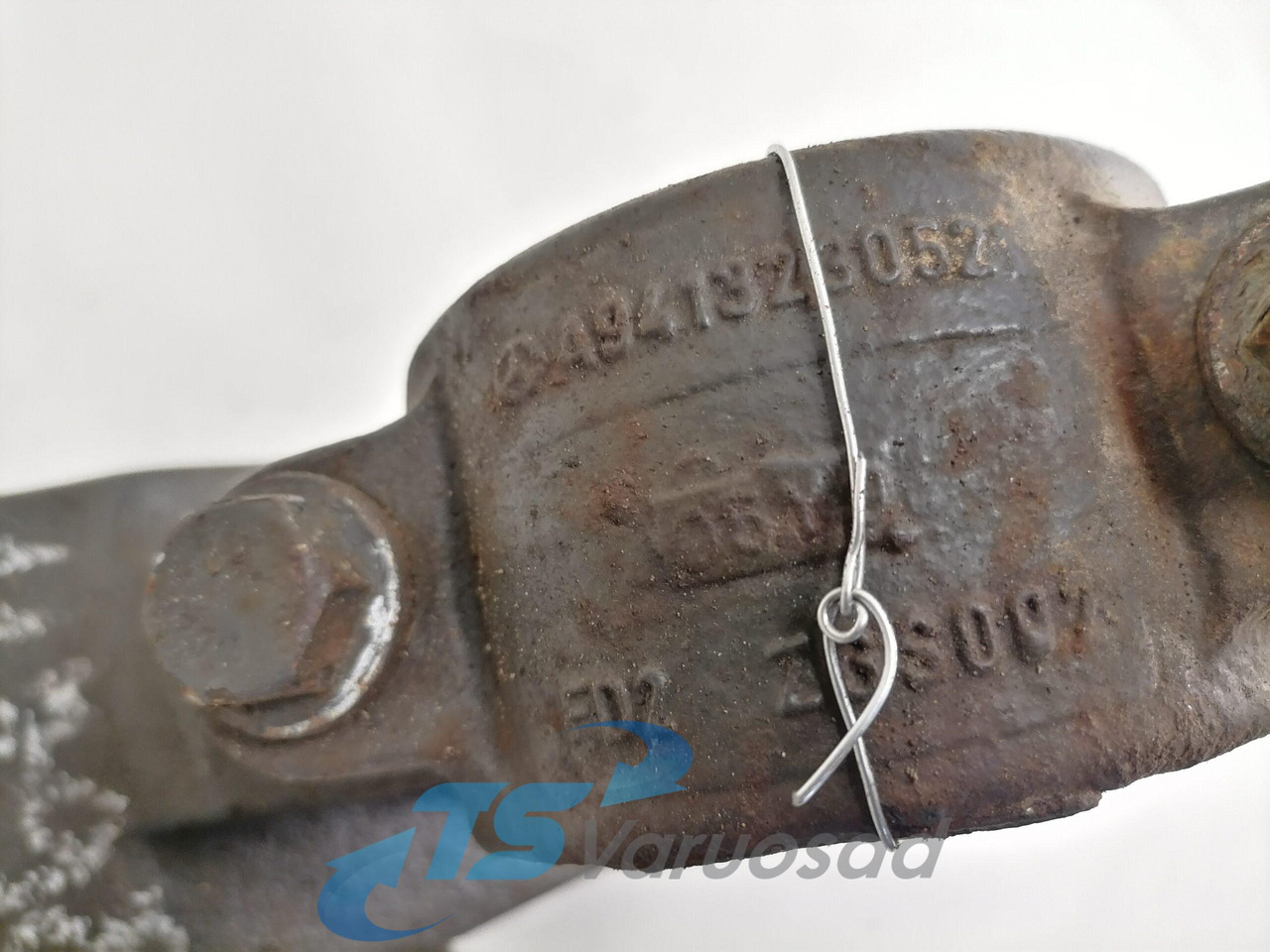 Mercedes-Benz Anti-roll bar bracket A9433232984 - סרגל נגד גלגול עבור משאית: תמונה 2 Mercedes-Benz Anti-roll bar bracket A9433232984 - סרגל נגד גלגול עבור משאית: תמונה 2