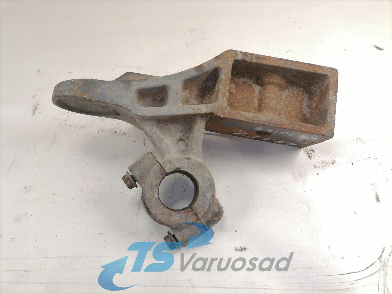Mercedes-Benz Anti-roll bar bracket A9433234784 - סרגל נגד גלגול עבור משאית: תמונה 2 Mercedes-Benz Anti-roll bar bracket A9433234784 - סרגל נגד גלגול עבור משאית: תמונה 2