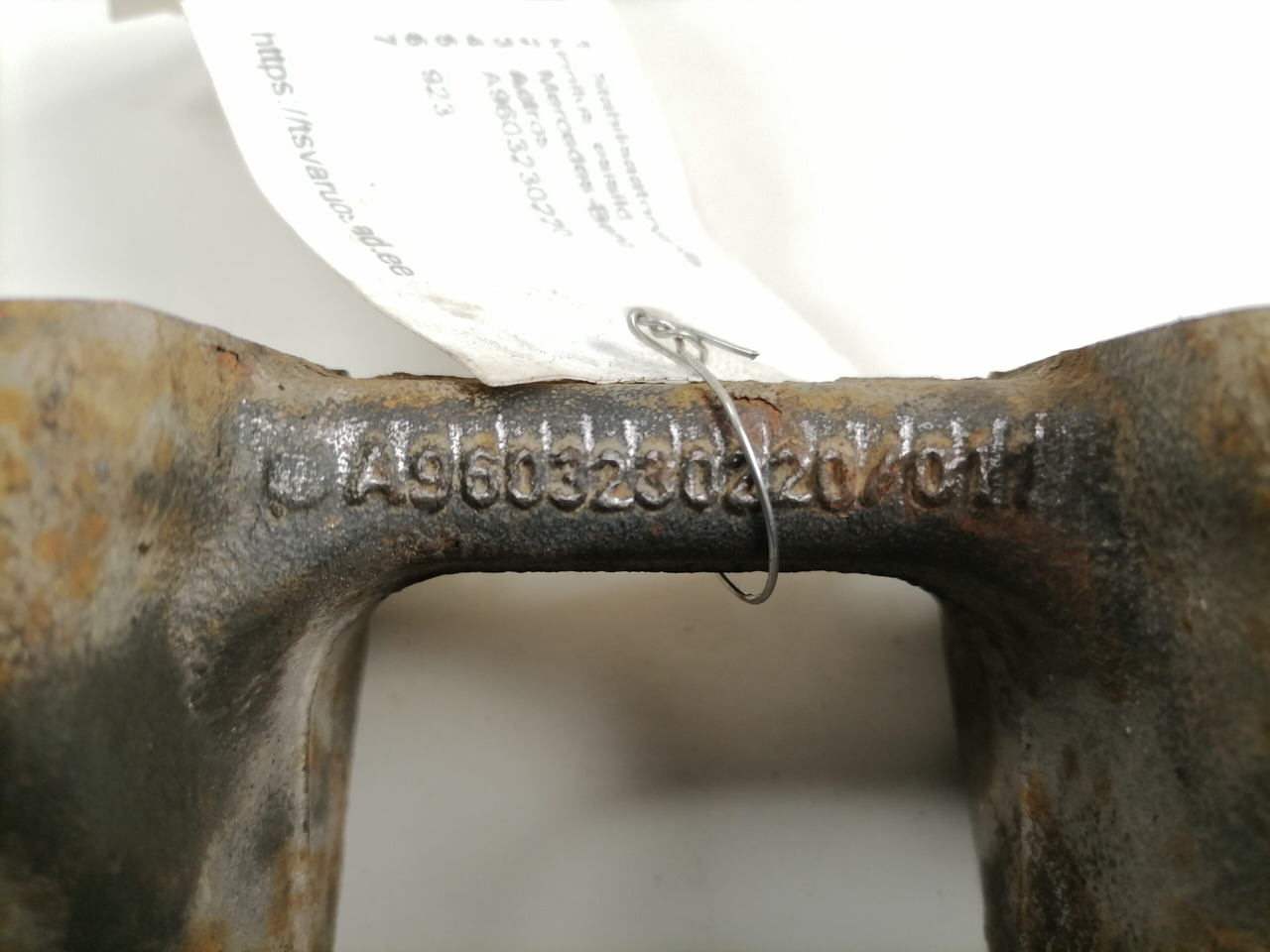 Mercedes-Benz Anti-roll bar bracket A9603230220 - סרגל נגד גלגול עבור משאית: תמונה 2 Mercedes-Benz Anti-roll bar bracket A9603230220 - סרגל נגד גלגול עבור משאית: תמונה 2