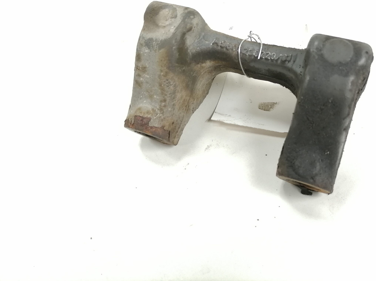 Mercedes-Benz Anti-roll bar bracket A9603230220 - סרגל נגד גלגול עבור משאית: תמונה 2 Mercedes-Benz Anti-roll bar bracket A9603230220 - סרגל נגד גלגול עבור משאית: תמונה 2