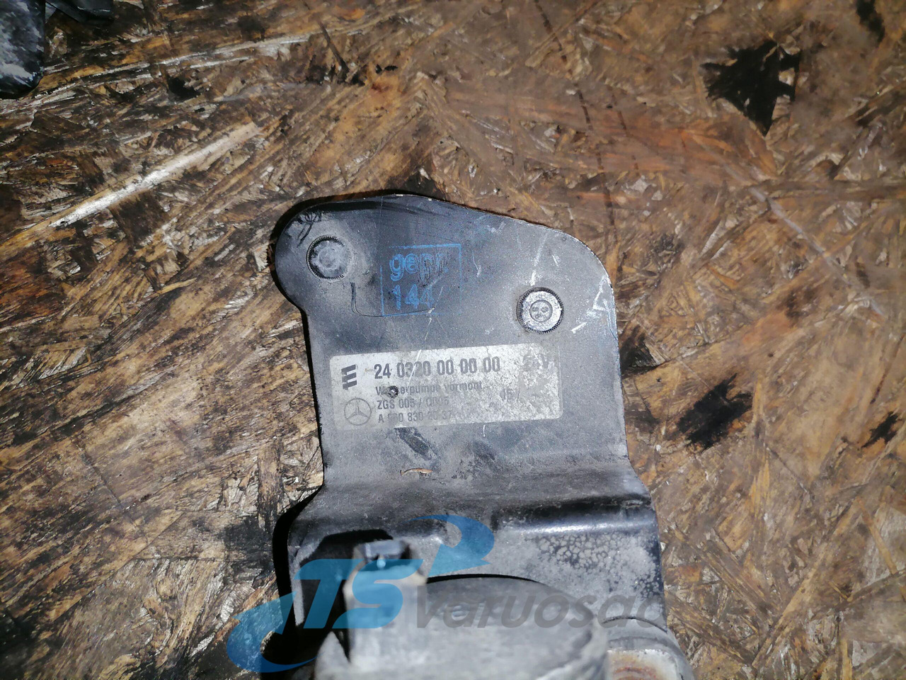 Mercedes-Benz Auxiliary heater A0014465429 - חימום/ אוורור עבור משאית: תמונה 3 Mercedes-Benz Auxiliary heater A0014465429 - חימום/ אוורור עבור משאית: תמונה 3